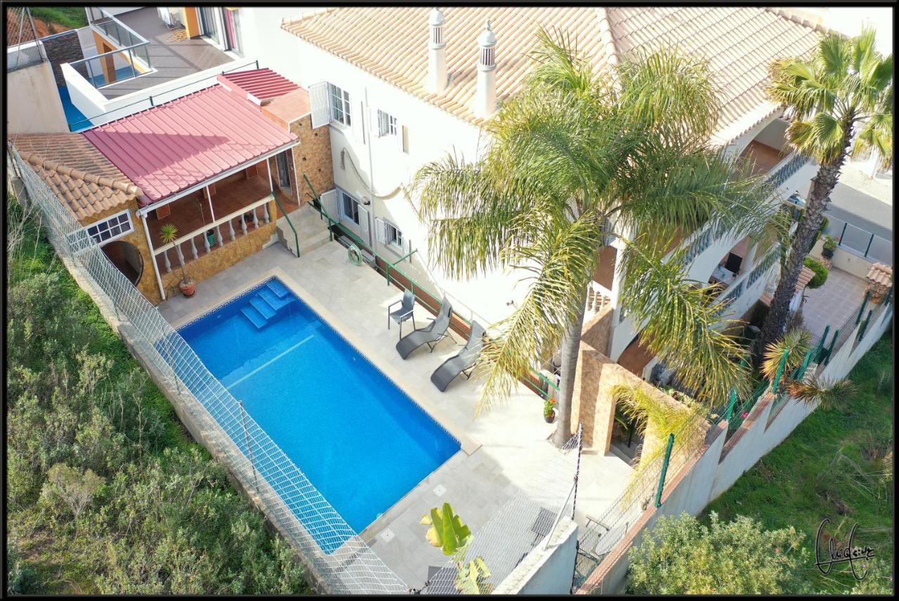 Vila Feliz Villa *